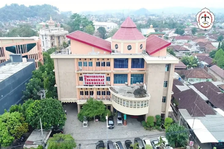 Bingung Pilih PTS? Ini...