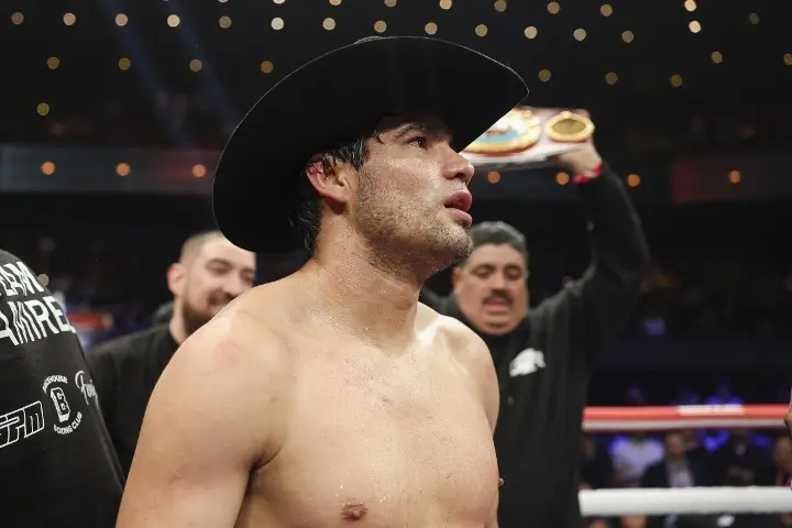 Gilberto Ramirez Kalahkan...