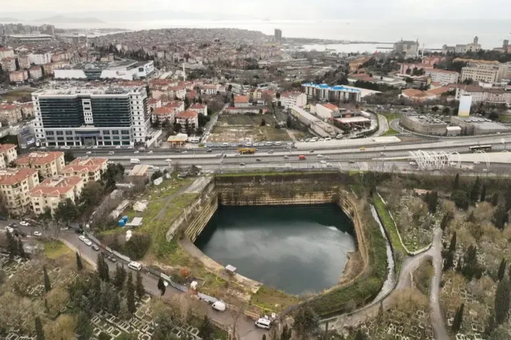 Google, Apple dan Yandex...