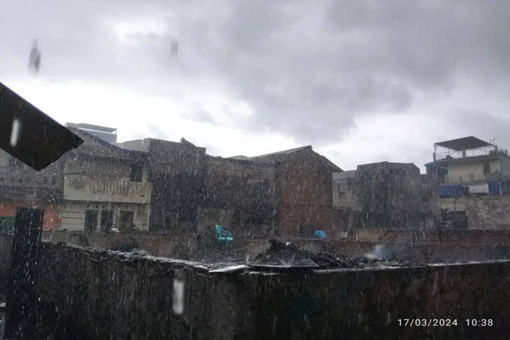 Kebakaran di Kota Bambu...
