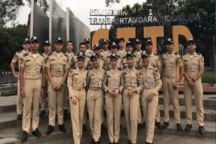 5 Sekolah Kedinasan...