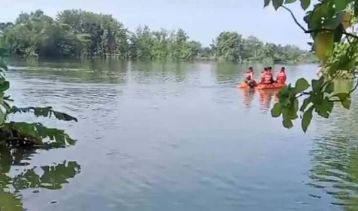 Banjir Terjang Grobogan,...