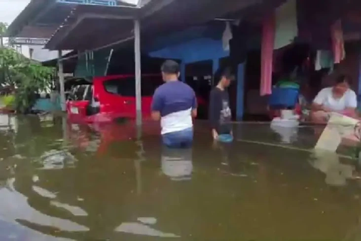 Masih Diguyur Hujan...