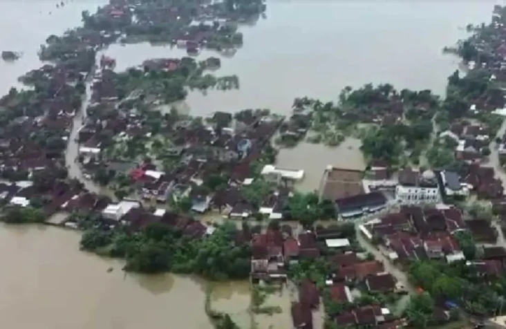 Banjir Jepara Semakin...
