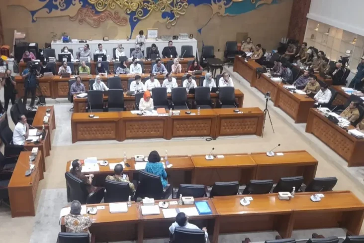 Pemerintah dan DPR Sepakat...