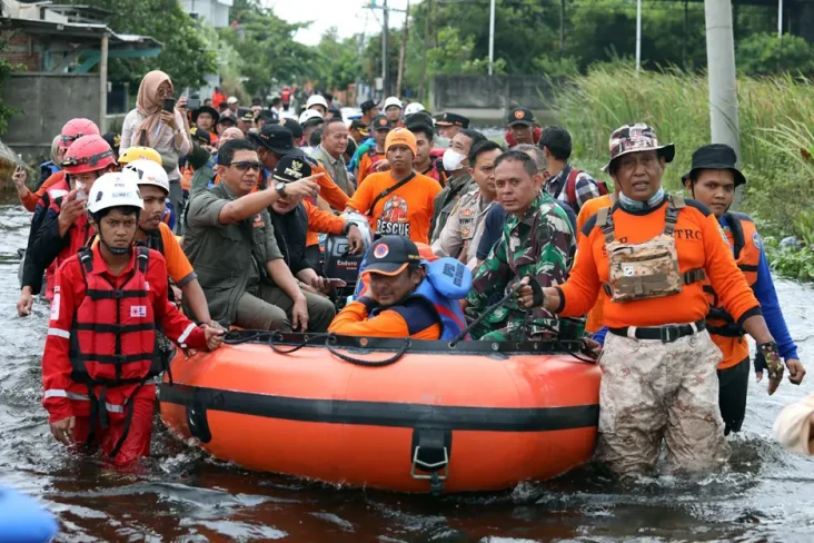 BNPB Tuding Penurunan...