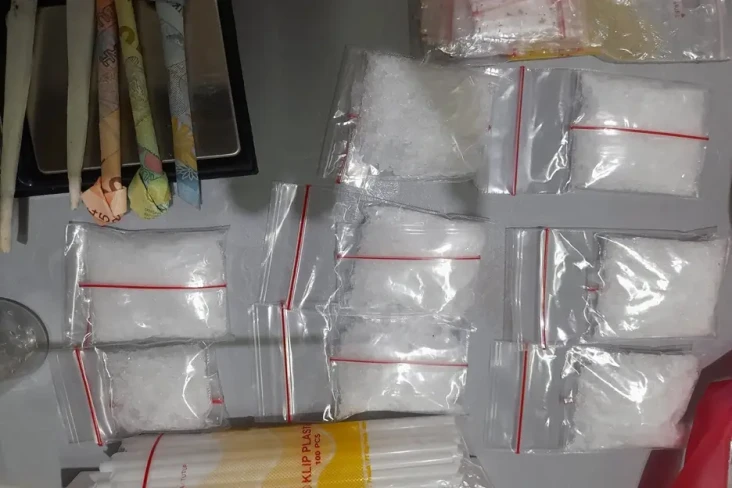 Polisi Tangkap 3 Pengedar...