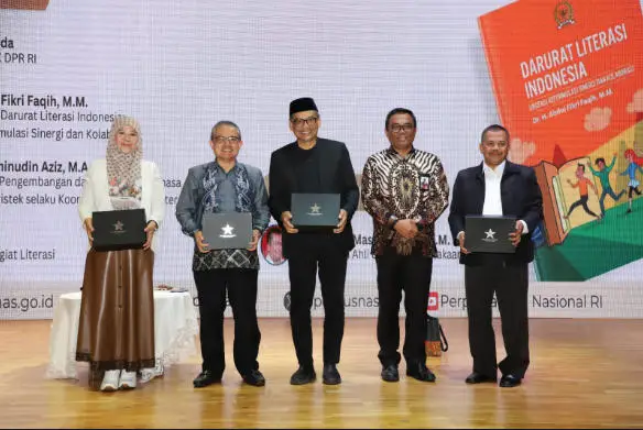 Wakil Ketua Komisi X...