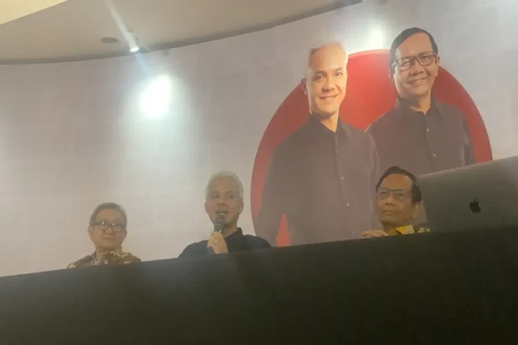 Ganjar Bakal Legowo...