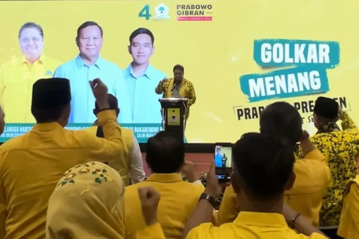 Pengamat: Golkar Punya...