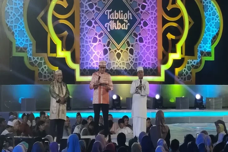 Jemaah Antusias Hadiri...