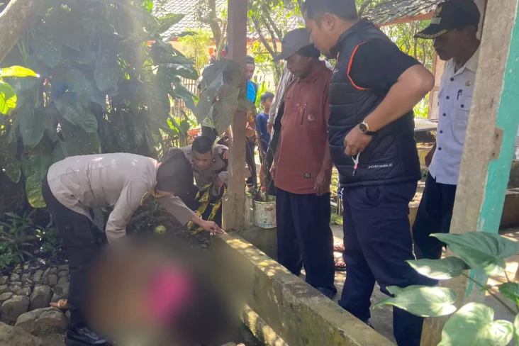 Pria Sebatang Kara di...