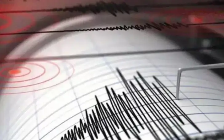 Gempa Susulan M6,5 Guncang...