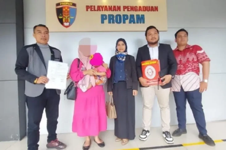 Hamili Teman Wanita,...