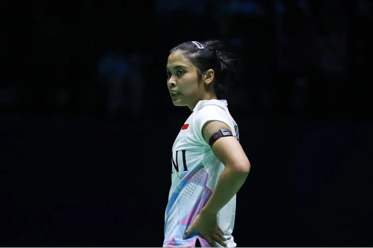Kalah 3 Gim, Gregoria...