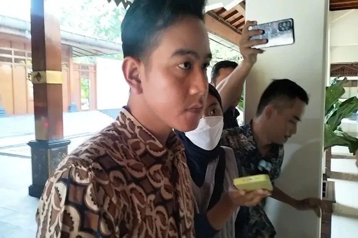 Anies dan Ganjar Gugat...