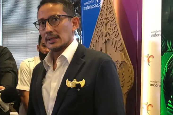 Sandiaga Uno Tanggapi...