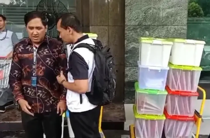 TPN Ganjar-Mahfud Tambah...