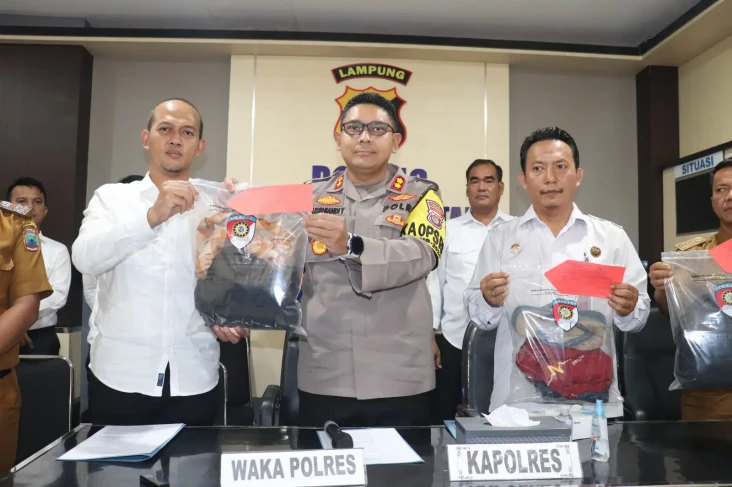 2 Orang Jadi Tersangka...