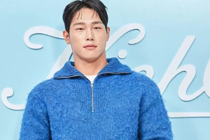 Profil Yun Sung Bin,...