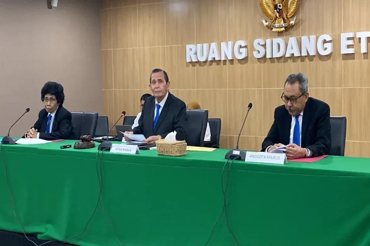 3 Bos Pungli Rutan Tak...