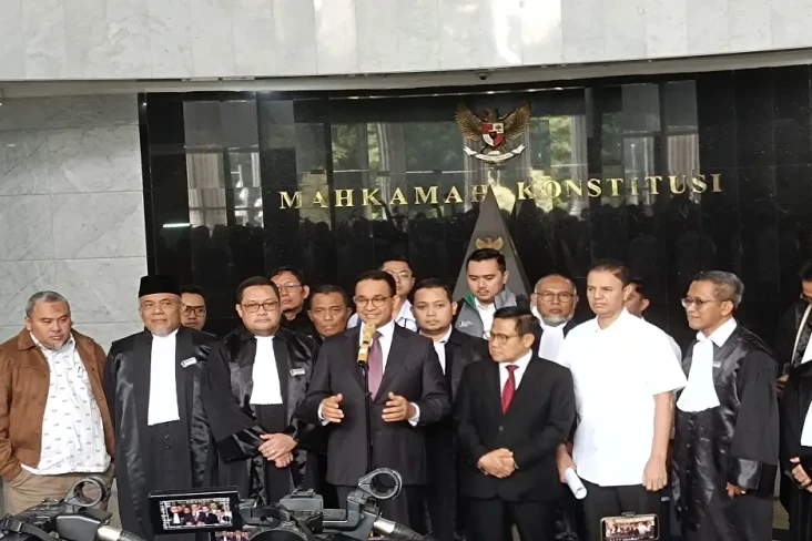 Timnas AMIN Ingin Hadirkan...