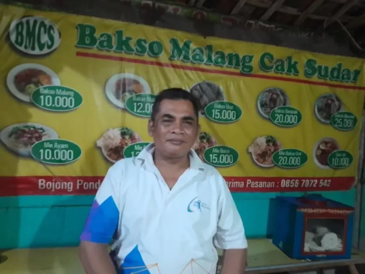 Dari Jualan dengan Gerobak...