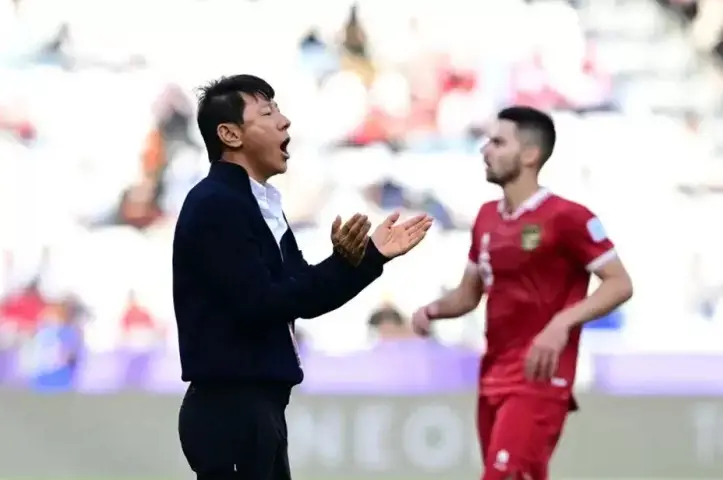 Shin Tae-yong Pasang...