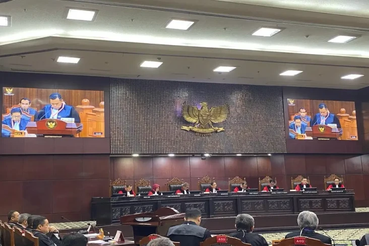 Ketua MK Tegur Kuasa...