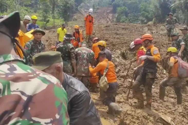 BNPB Sebut 11 Orang...