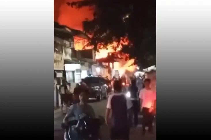 Rumah Tinggal di Slipi...