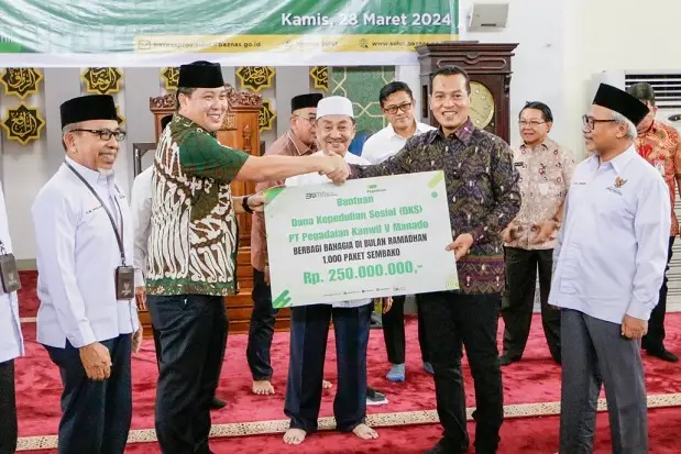 Berbagi Kebahagiaan,...