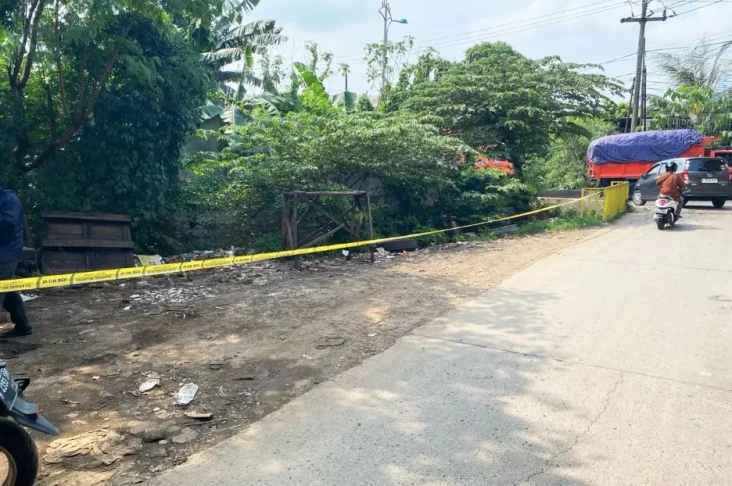 Ditemukan Bersimbah...