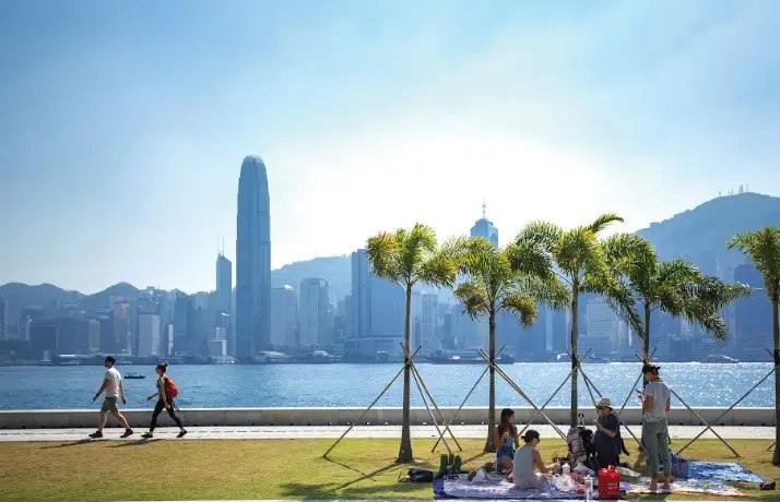 Hong Kong Perkuat Posisi...