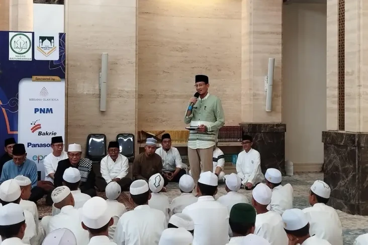 IWAPI Santuni Ribuan...