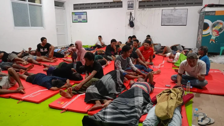 Warga Terdampak Kebakaran...
