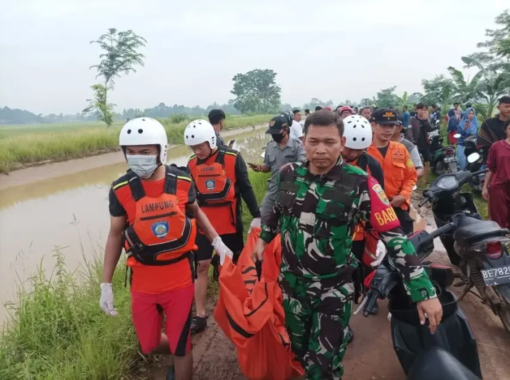 Hendak Mengaji, Bocah...