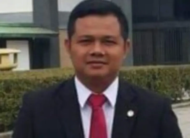 Eks Sekpri Jokowi Dikabarkan...