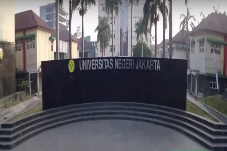 Biaya Kuliah di UNJ...