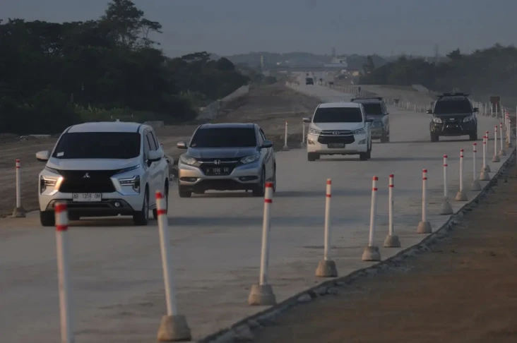 Jalan Tol Solo-Yogya...