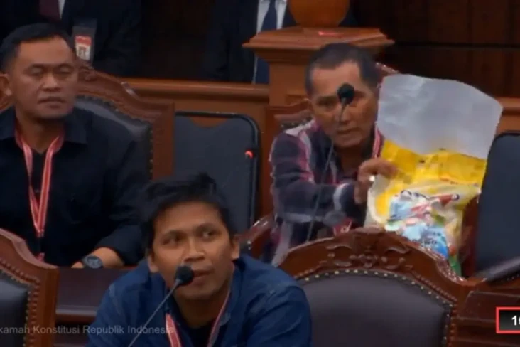 Saksi Kubu Ganjar-Mahfud...