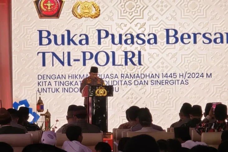 TNI-Polri Gelar Buka...