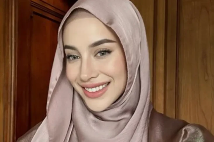 Profil Aghnia Punjabi,...