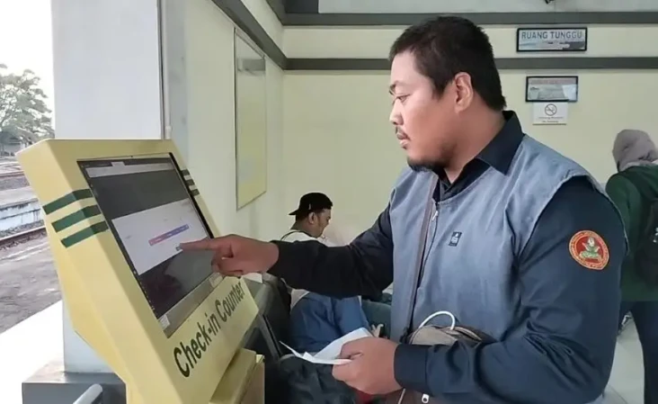 Harga Tiket KA Batang-Semarang...