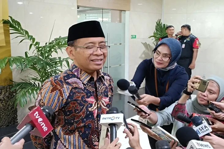 Namanya Dititipkan ke...