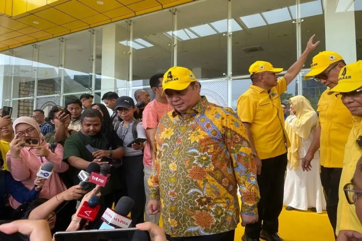 Airlangga Koordinasi...