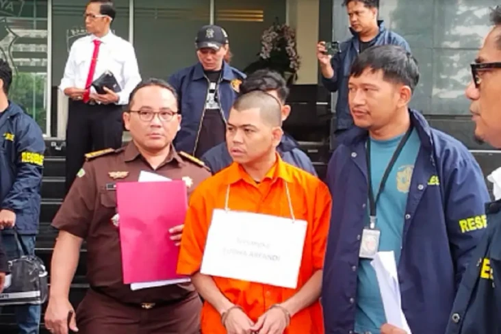 Polisi Limpahkan Berkas...