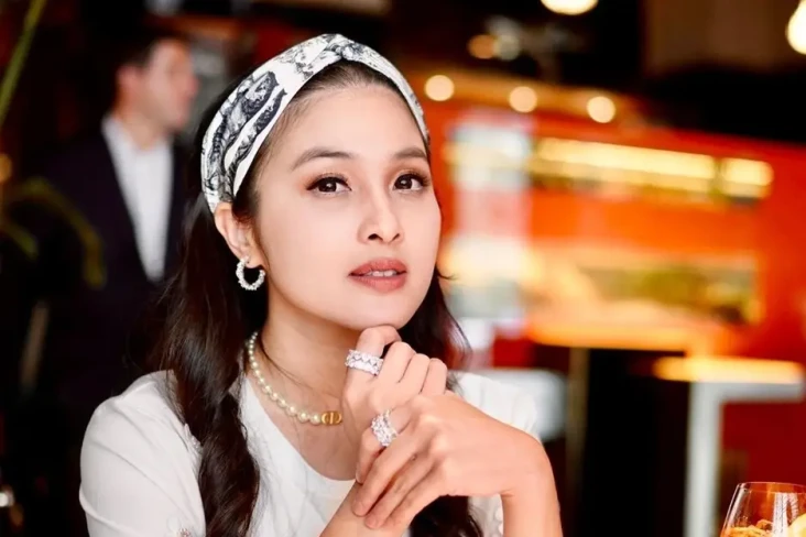 Sandra Dewi Akan Segera...