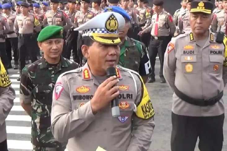 Truk Sumbu 3 ke Atas...