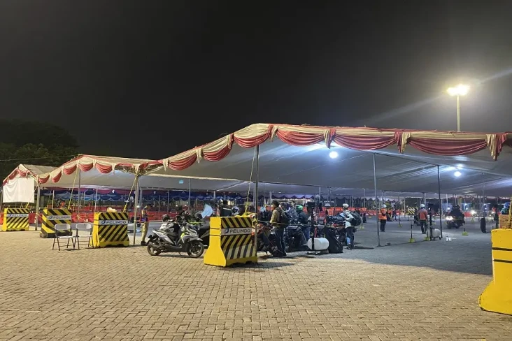 Puncak Arus Mudik di...